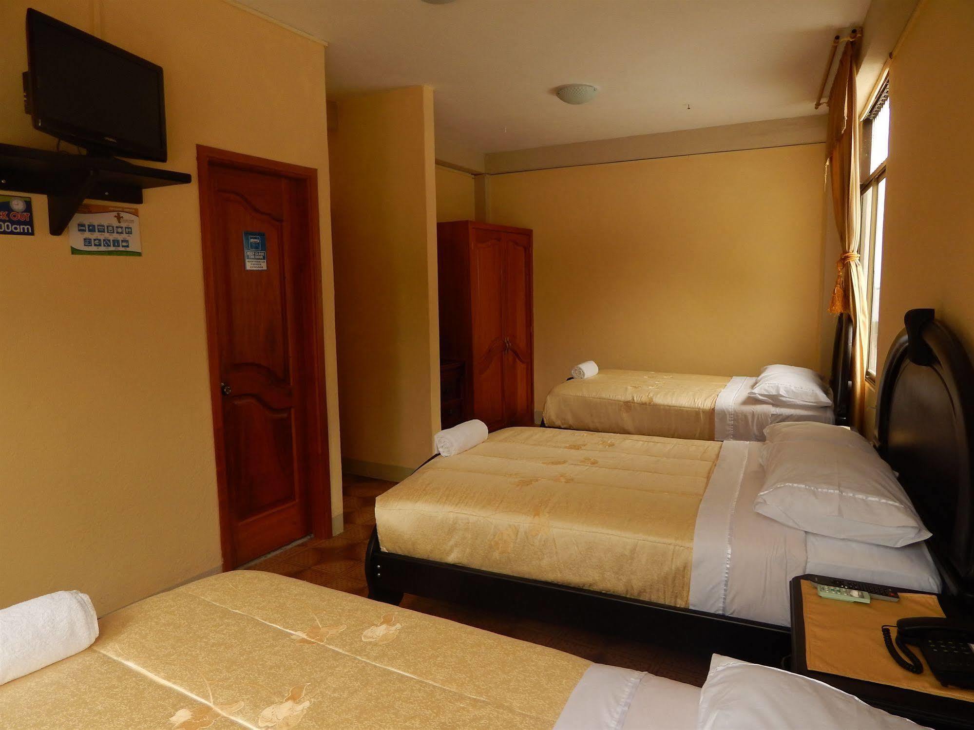 Hostal Cormorant Flightless بويرتو أيورا المظهر الخارجي الصورة